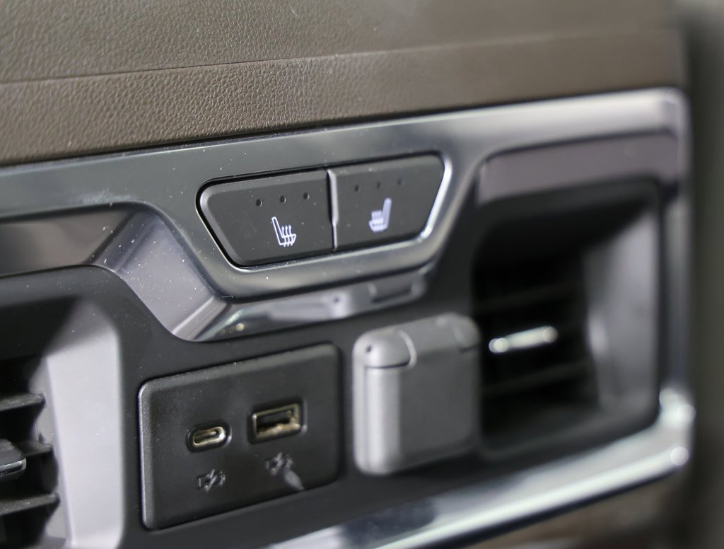 2019 Gmc Sierra 1500 SLT photo 3