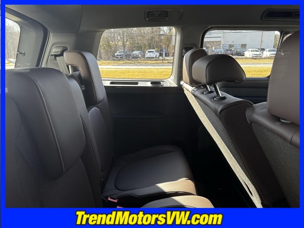 2025 Volkswagen ID. Buzz Pro S photo 7