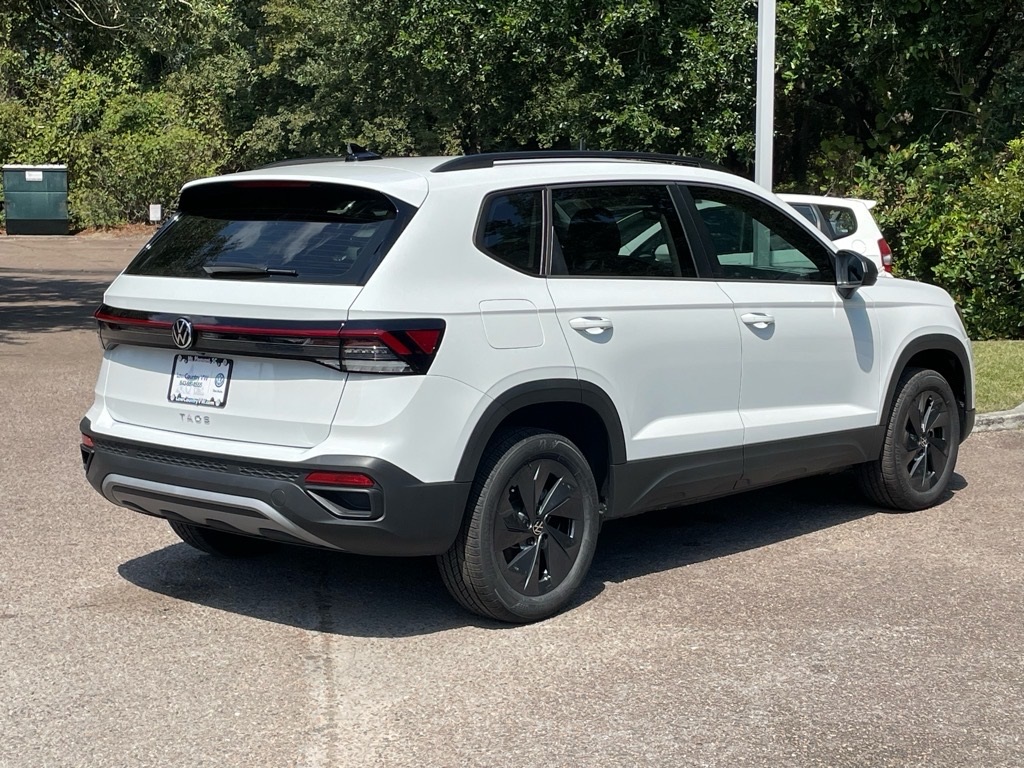 2025 Volkswagen Taos S photo 2