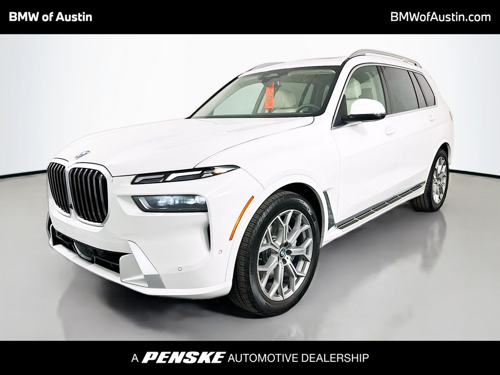 2026 BMW X7 40i's photo