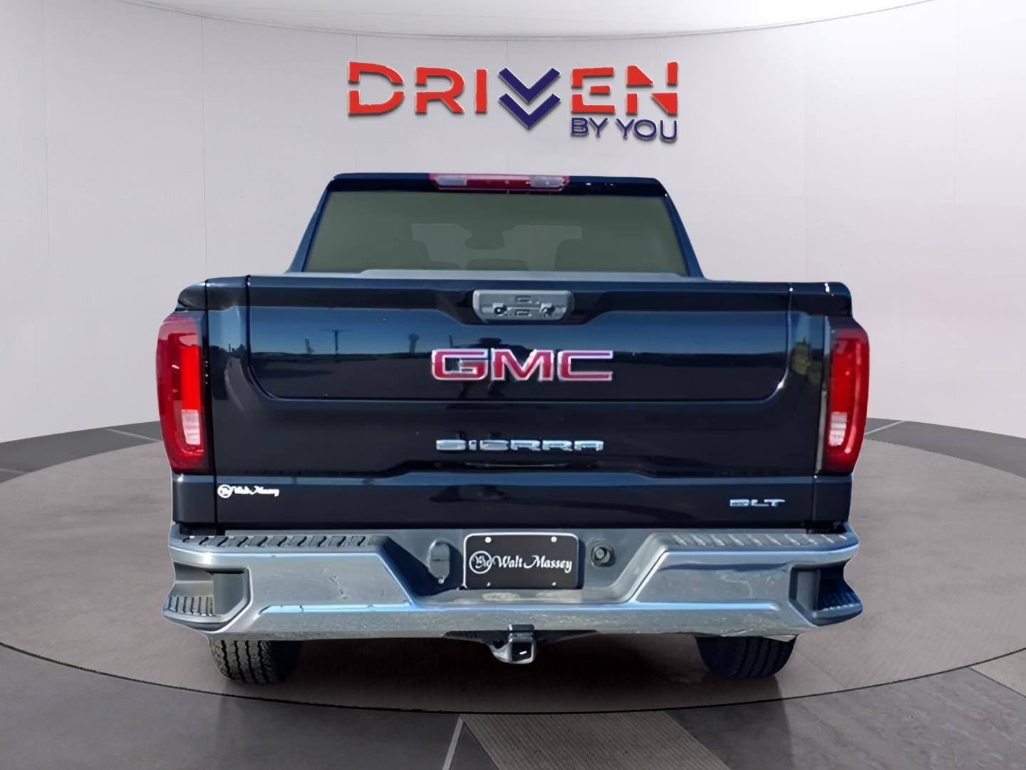 2024 Gmc Sierra 1500 SLT photo 4