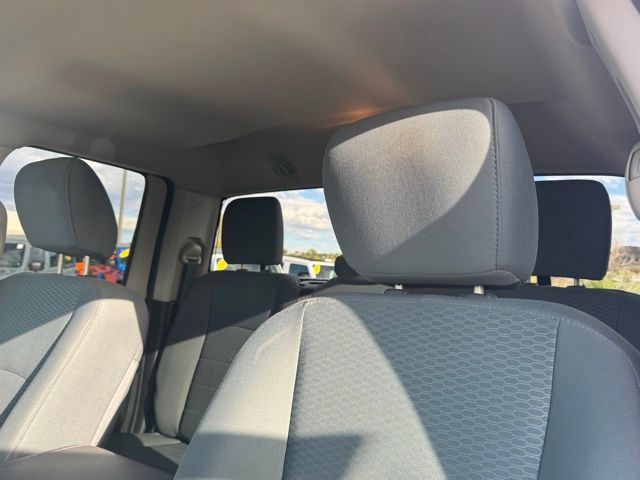 2016 Ram 1500 Express photo 13