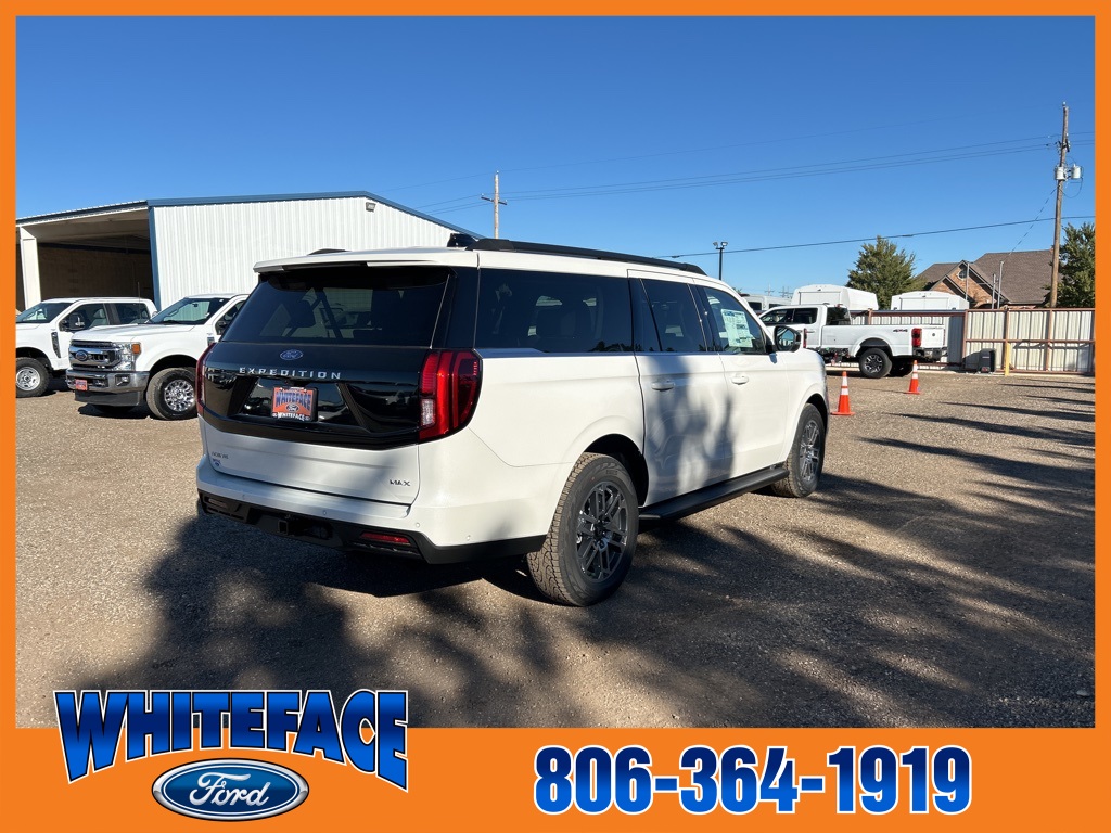 2025 Ford Expedition MAX photo 4