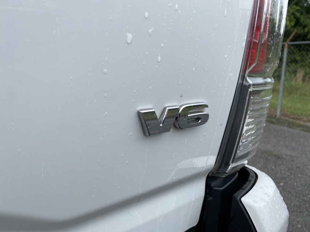 2020 Toyota Tacoma TRD Off-Road photo 16