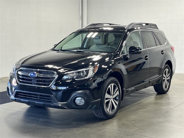 2019 Subaru Outback 2.5i photo 2