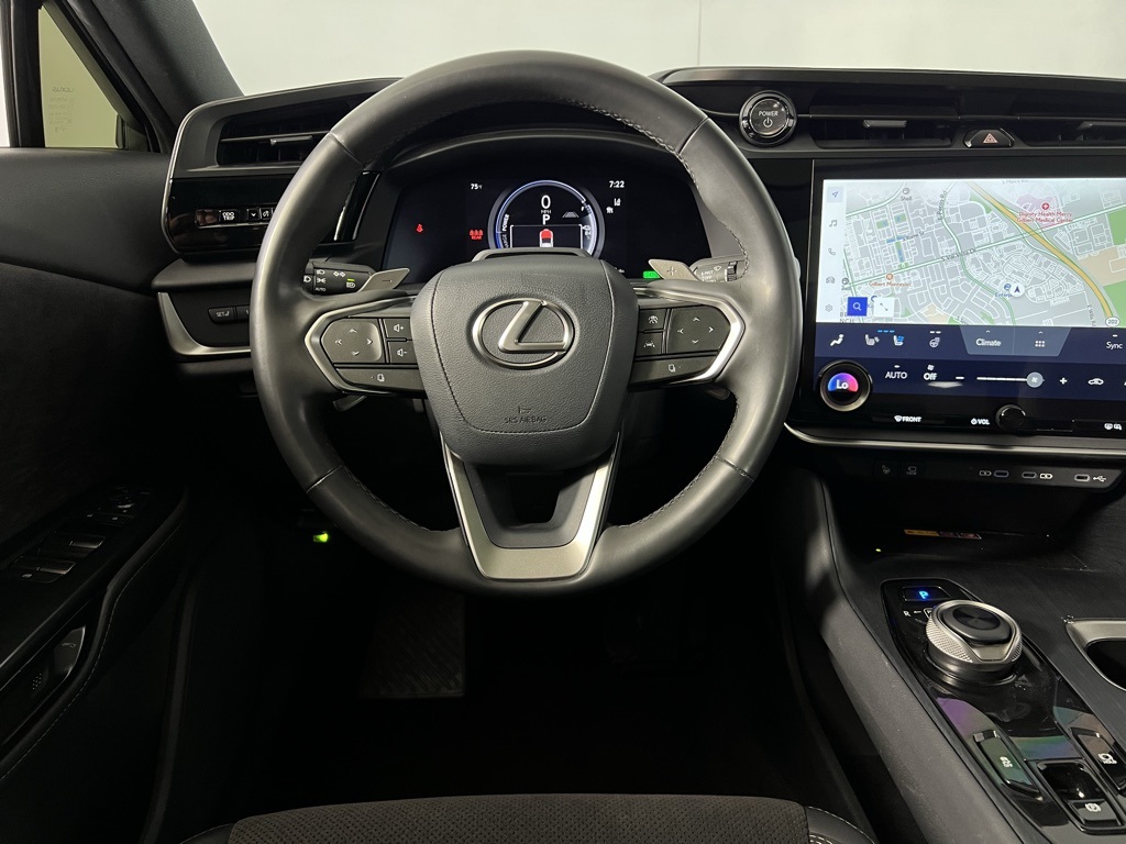 2023 Lexus RZ 450e Luxury photo 11