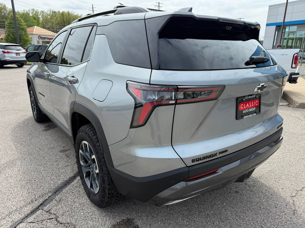 2025 Chevrolet Equinox ACTIV photo 4