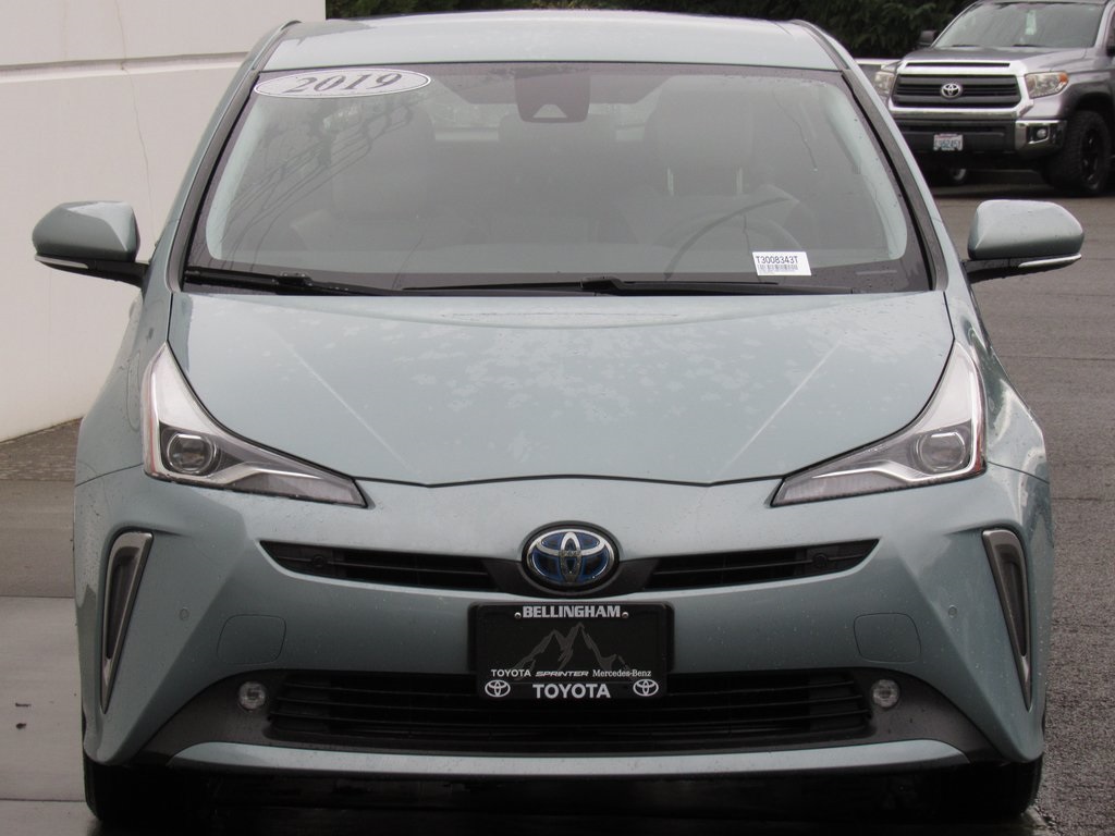 2019 Toyota Prius LE AWD-e photo 3