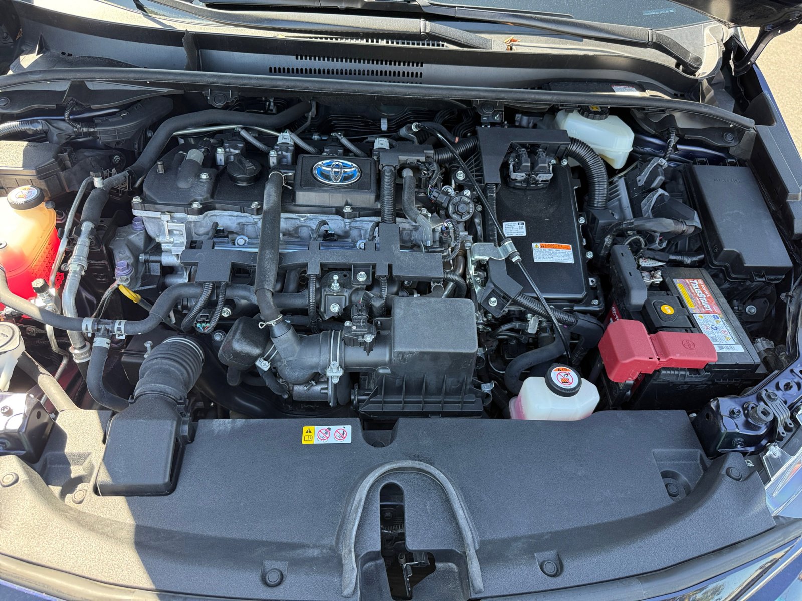 2020 Toyota Corolla Hybrid LE photo 19