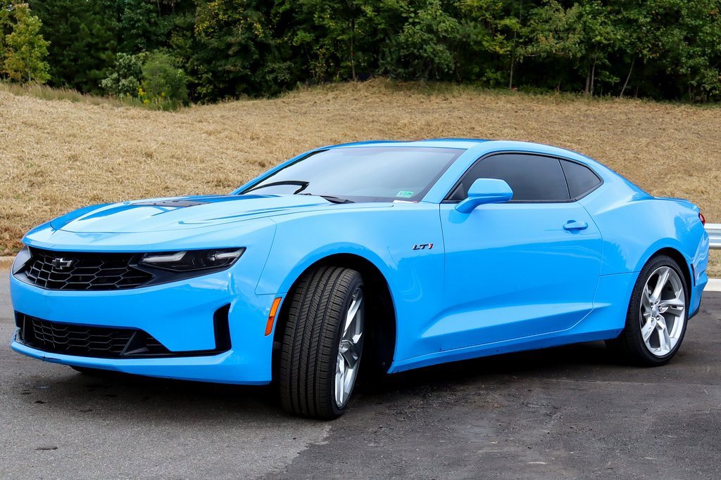 2023 Chevrolet Camaro LT1 photo 3
