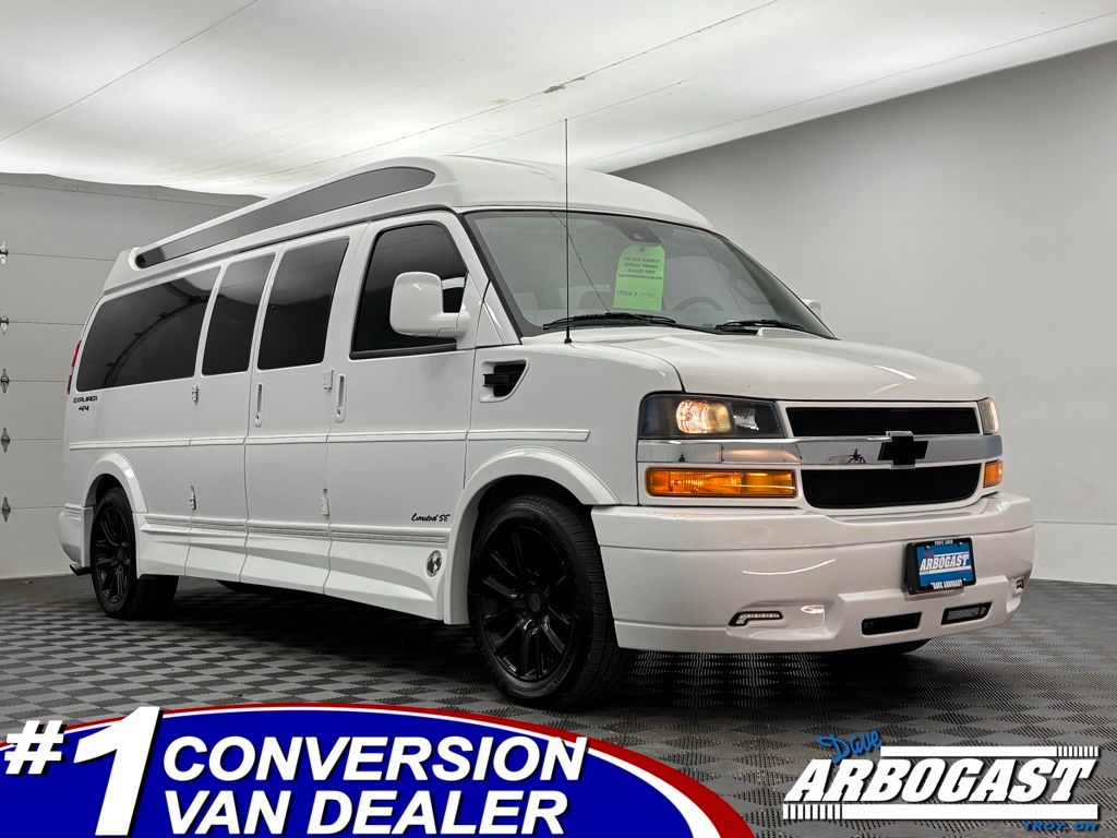 2020 Chevrolet Express Cargo Work Van's photo