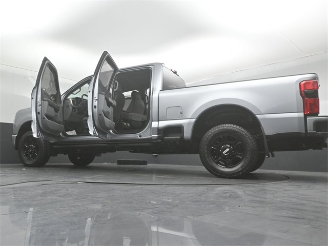 2024 FORD F-250 - Image 55