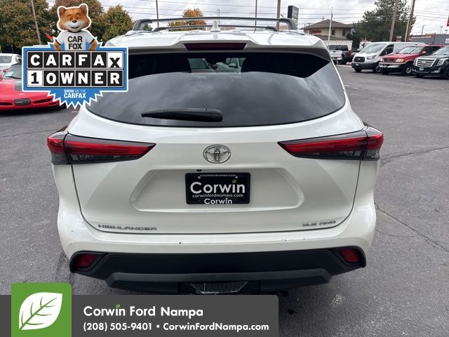 2020 Toyota Highlander XLE photo 6
