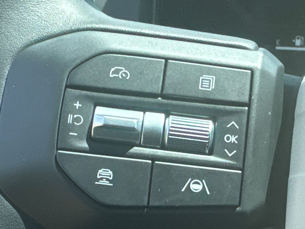 2025 Kia K4 GT-Line photo 23