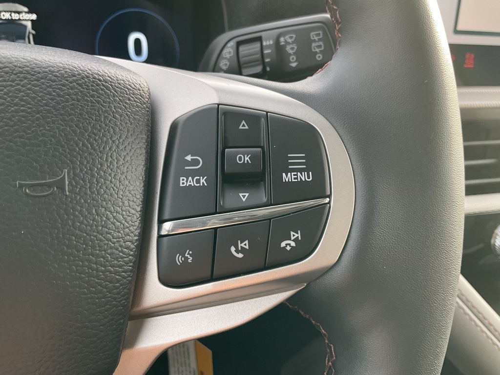 2026 Ford Explorer photo 4