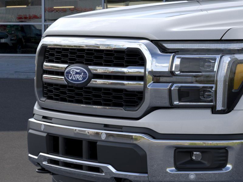 2025 Ford F-150 Lariat photo 17