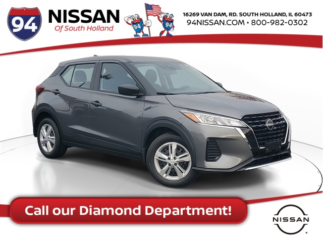 2024 Nissan Kicks S's photo