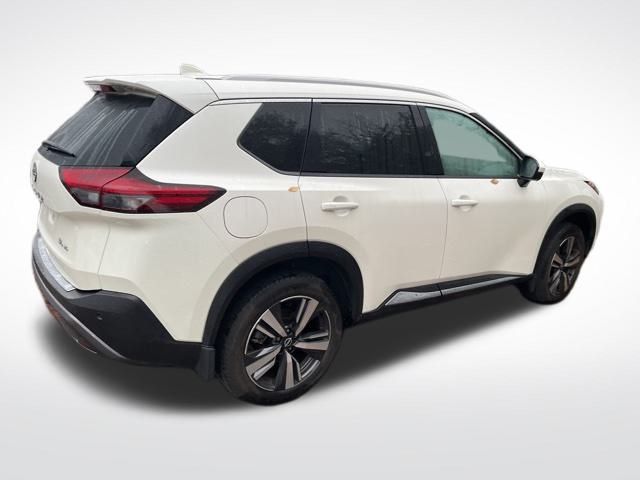 2023 Nissan Rogue SL photo 3