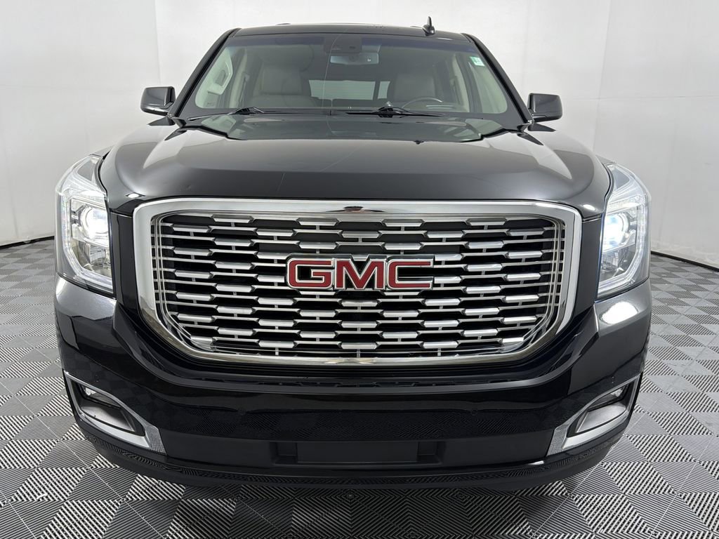 2019 Gmc Yukon Denali photo 2