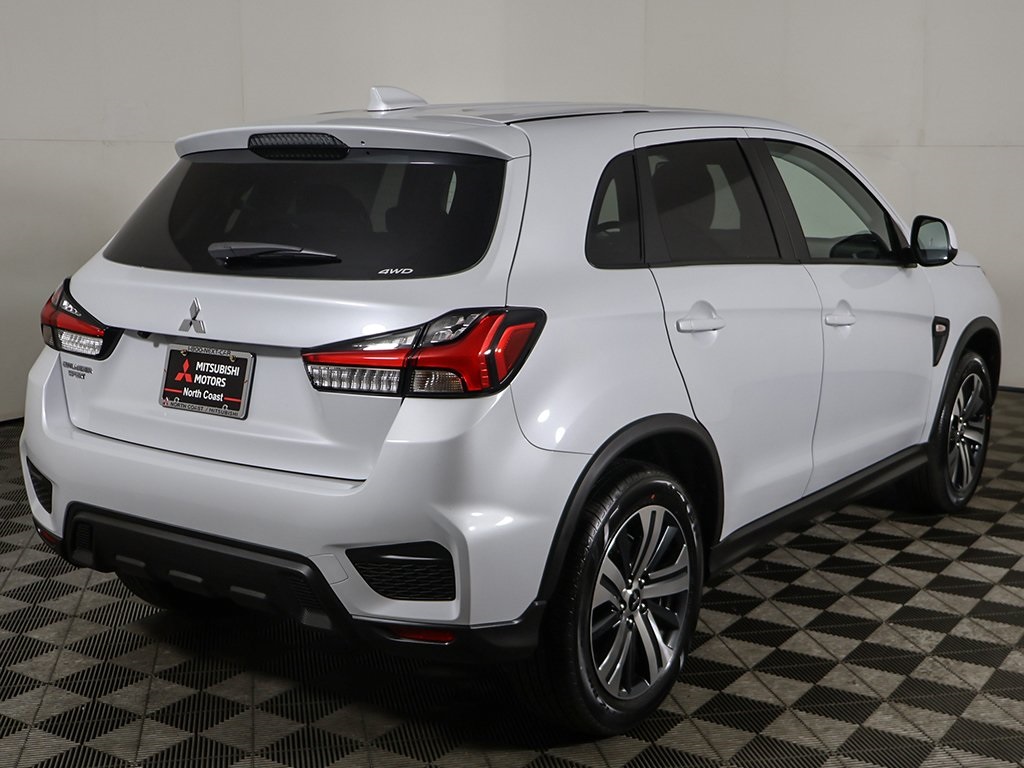 2025 Mitsubishi Outlander Sport ES SE LE photo 2