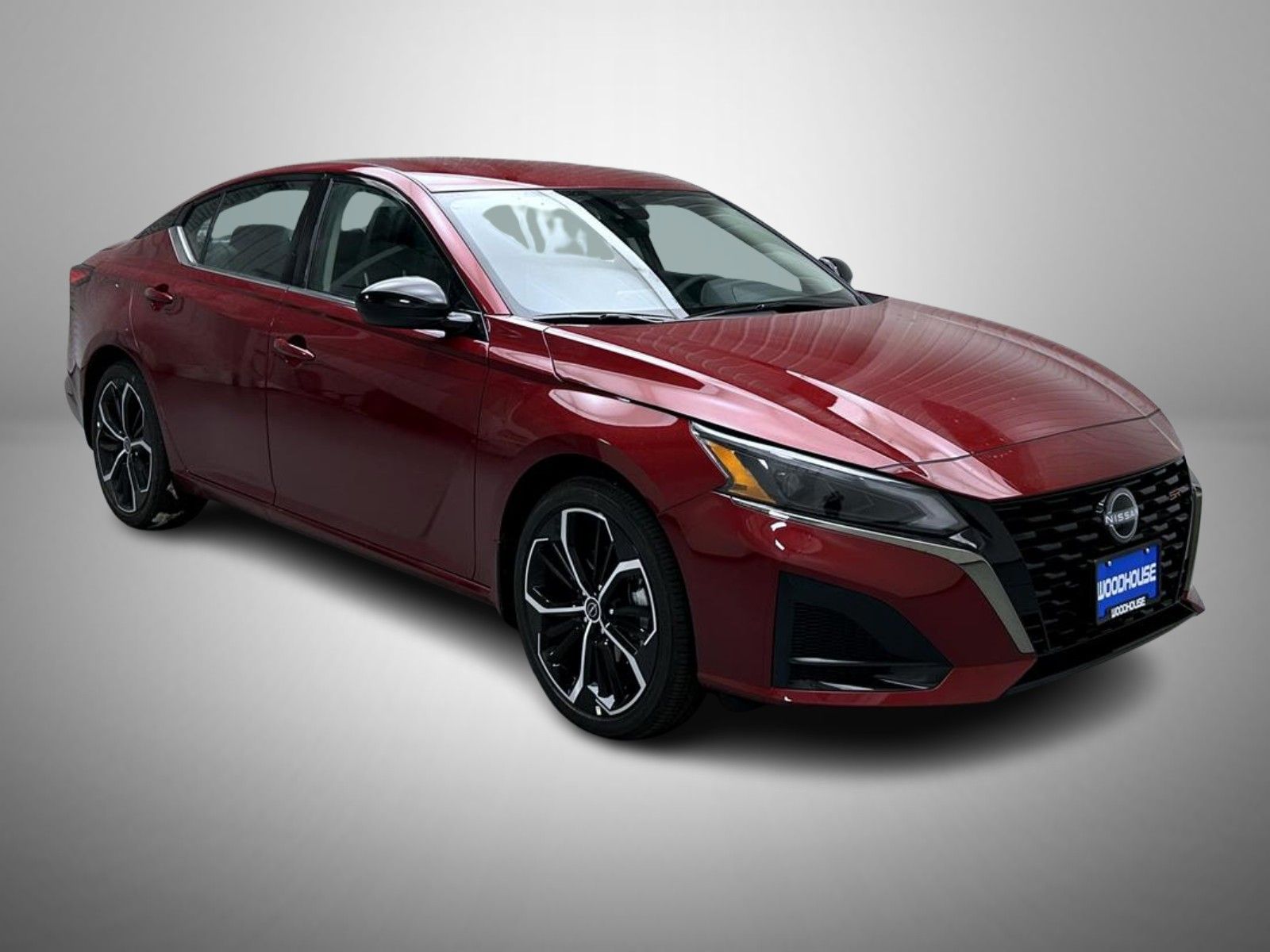 2025 Nissan Altima 2.5 SR photo 3