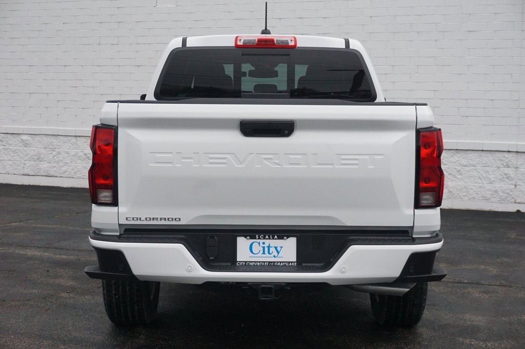 2025 Chevrolet Colorado Work Truck LT photo 5