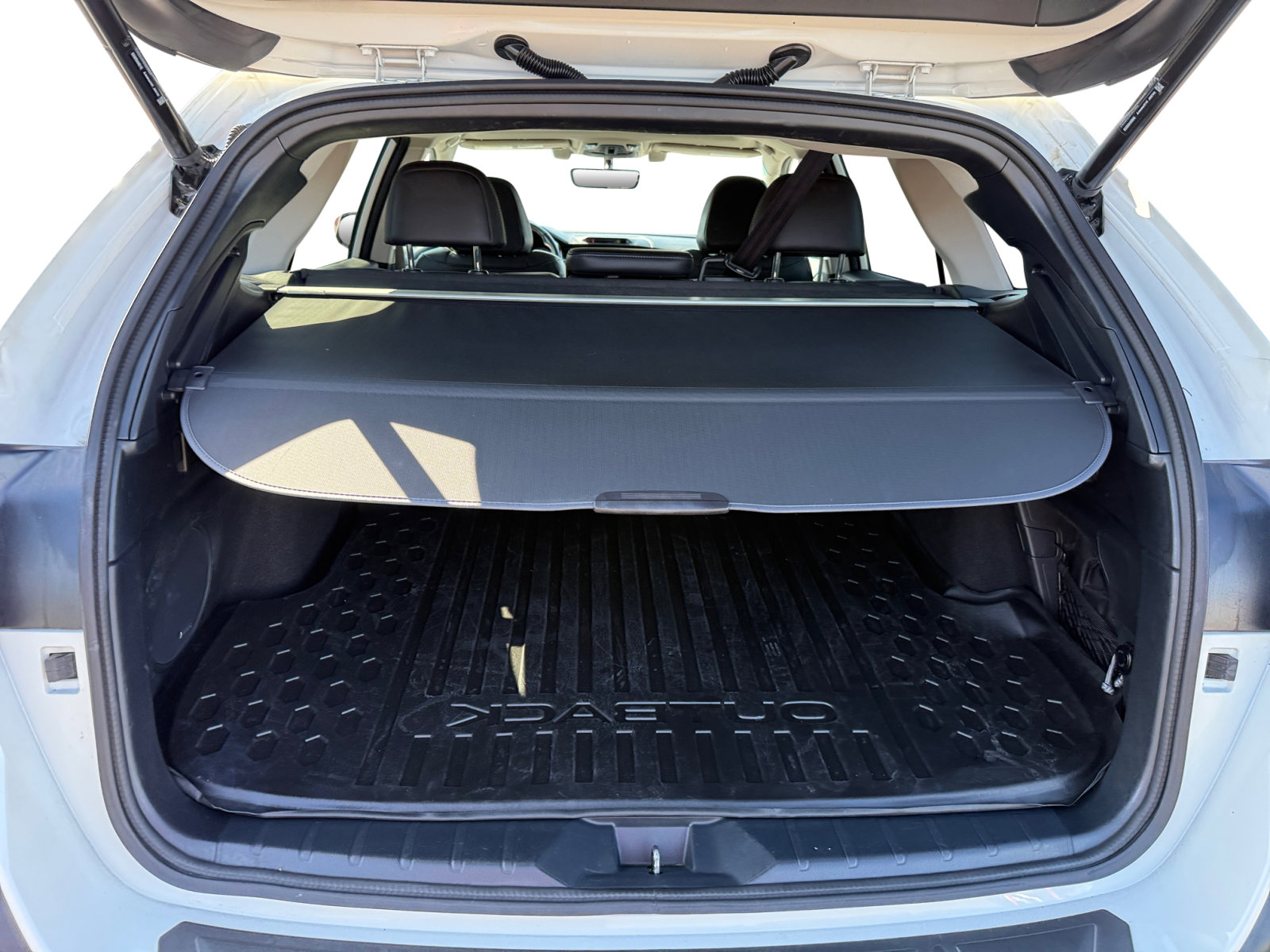2022 Subaru Outback Limited photo 17