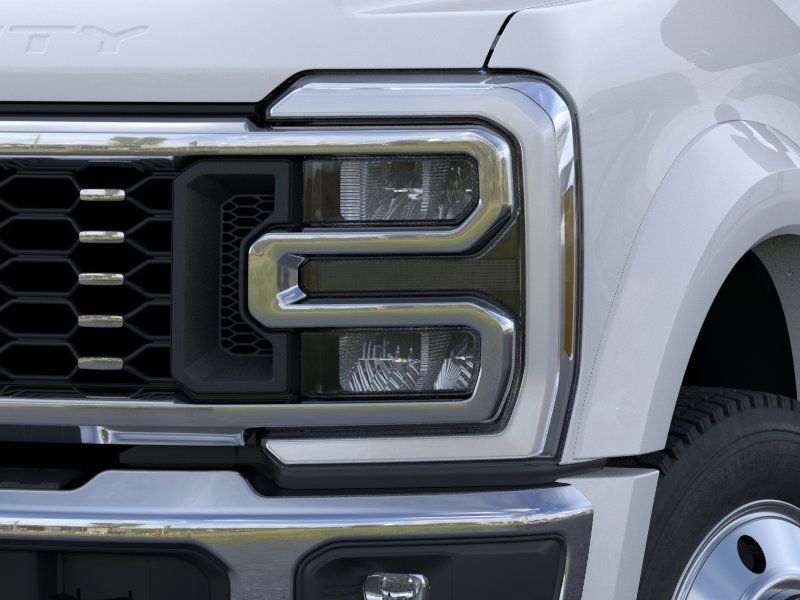 2026 Ford F-450 photo 14