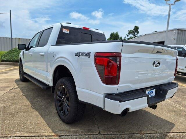 2025 Ford F-150 XLT photo 2