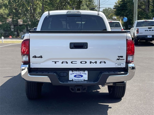 2022 Toyota Tacoma SR5 photo 25