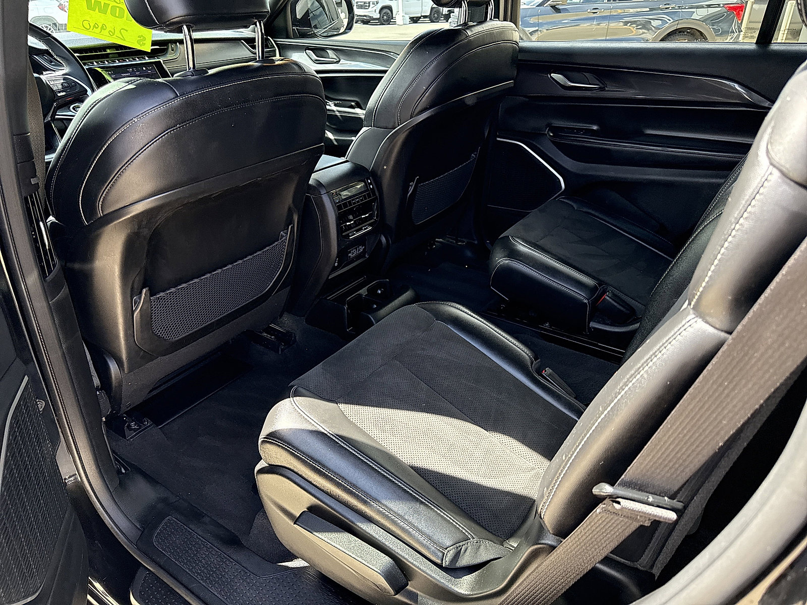 2021 Jeep Grand Cherokee Altitude photo 14