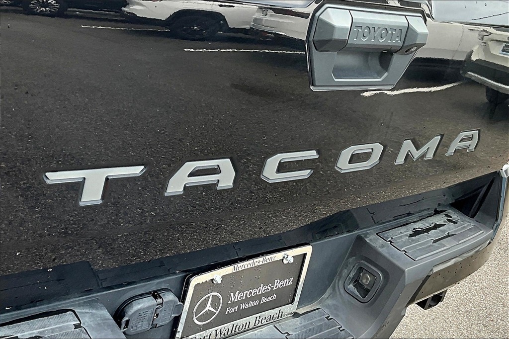 2024 Toyota Tacoma SR5 photo 22