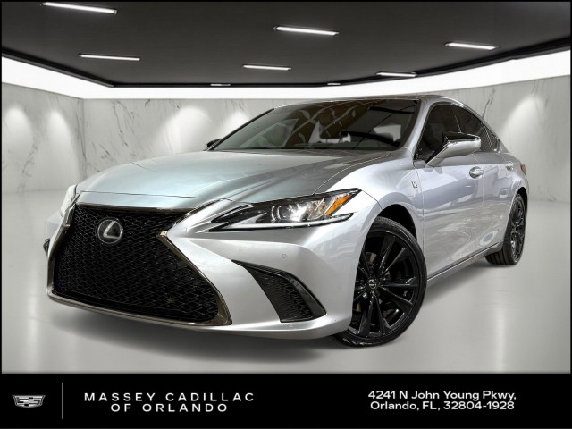 2022 Lexus ES F SPORT's photo