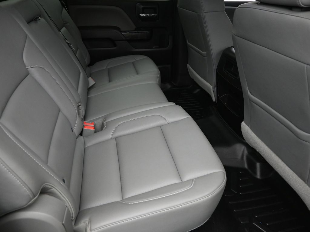 2018 Chevrolet Silverado 1500 LTZ photo 6