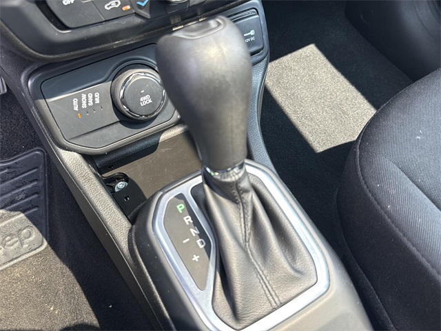 2021 Jeep Renegade Latitude photo 13