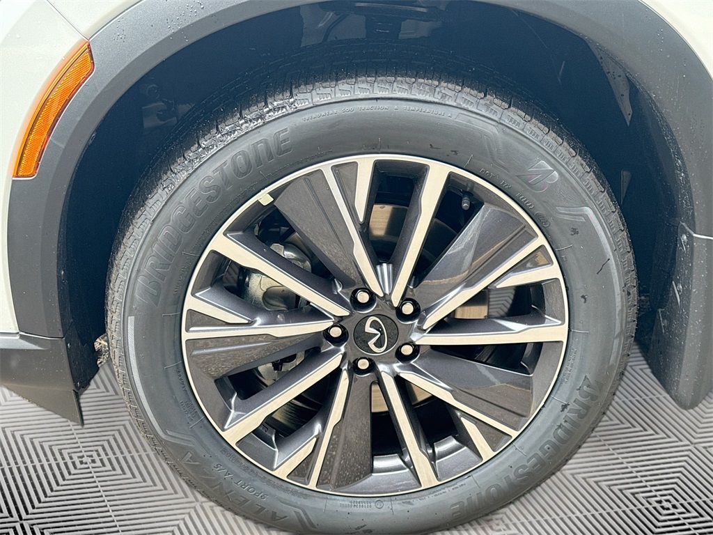 2026 Infiniti QX60 Luxe photo 33