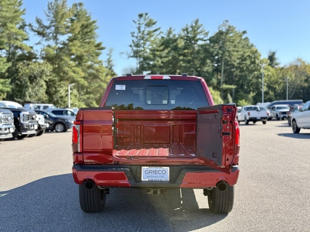 2025 Ford F-150 Lariat photo 5