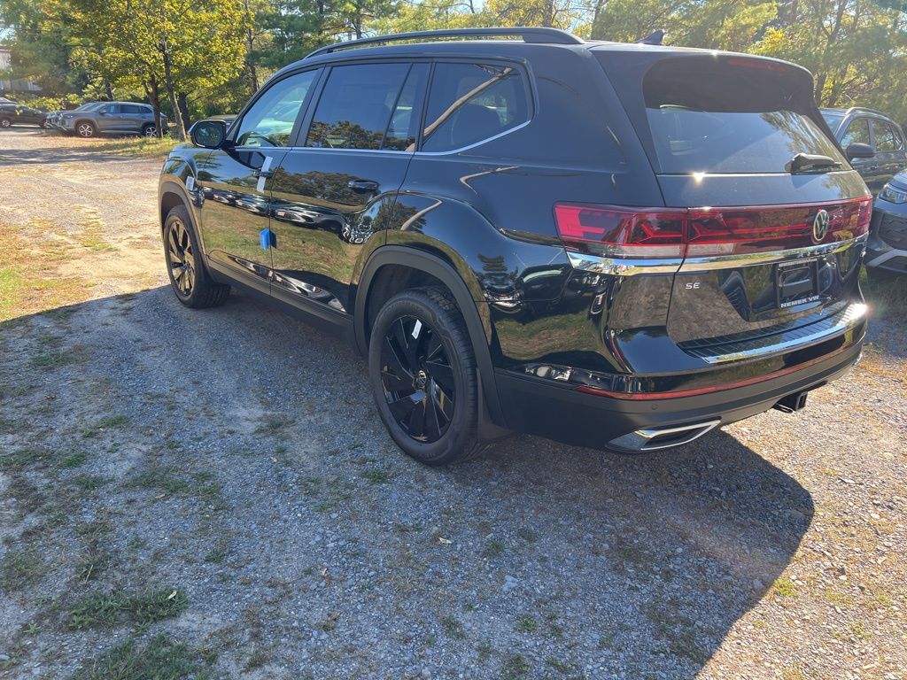 2026 Volkswagen Atlas SE Technology photo 9