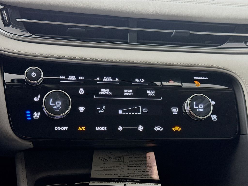 2026 Infiniti QX60 Luxe photo 18