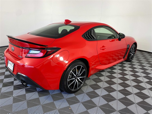 2023 Toyota GR86 Base photo 8