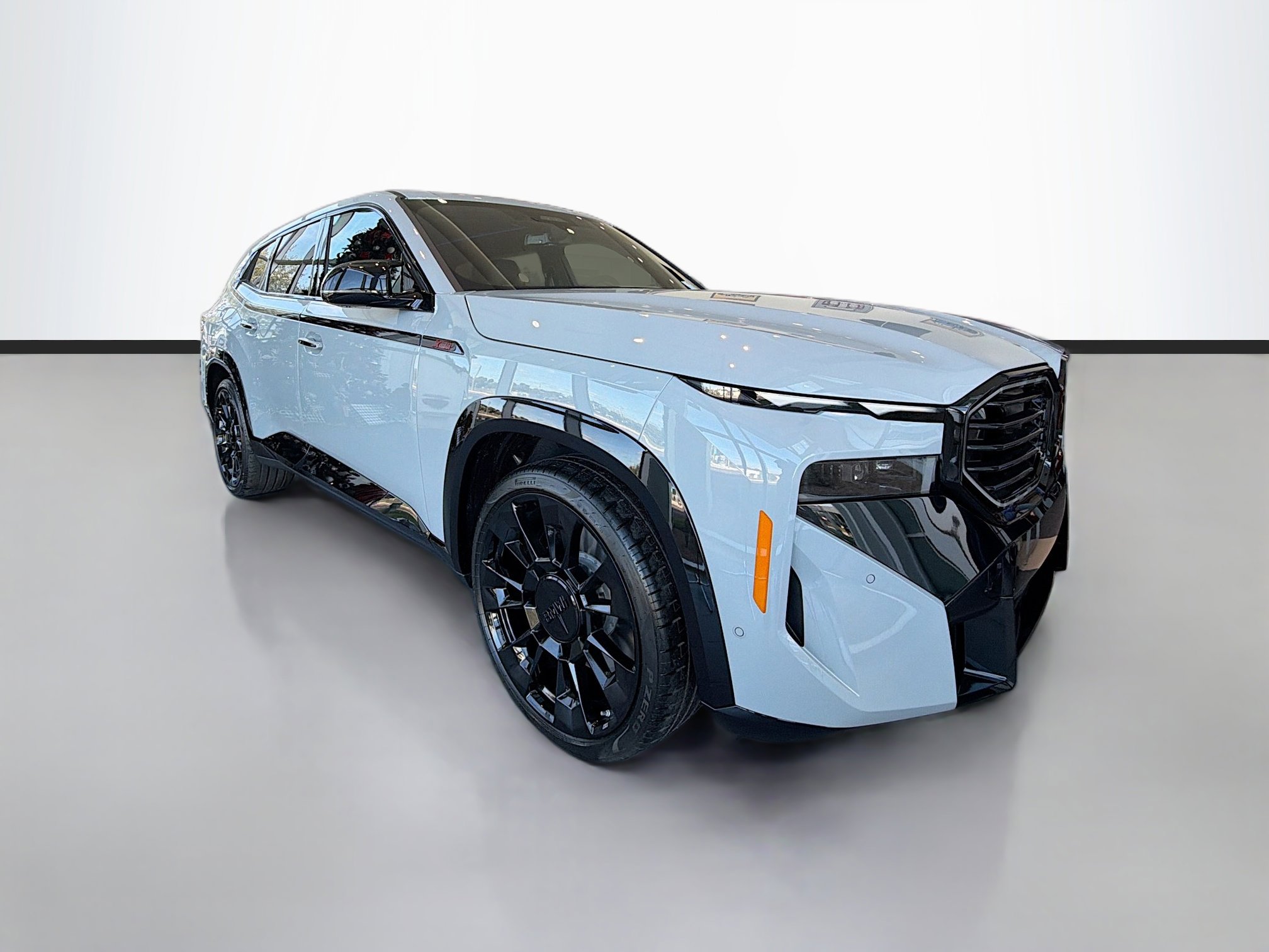 2026 BMW XM Base's photo