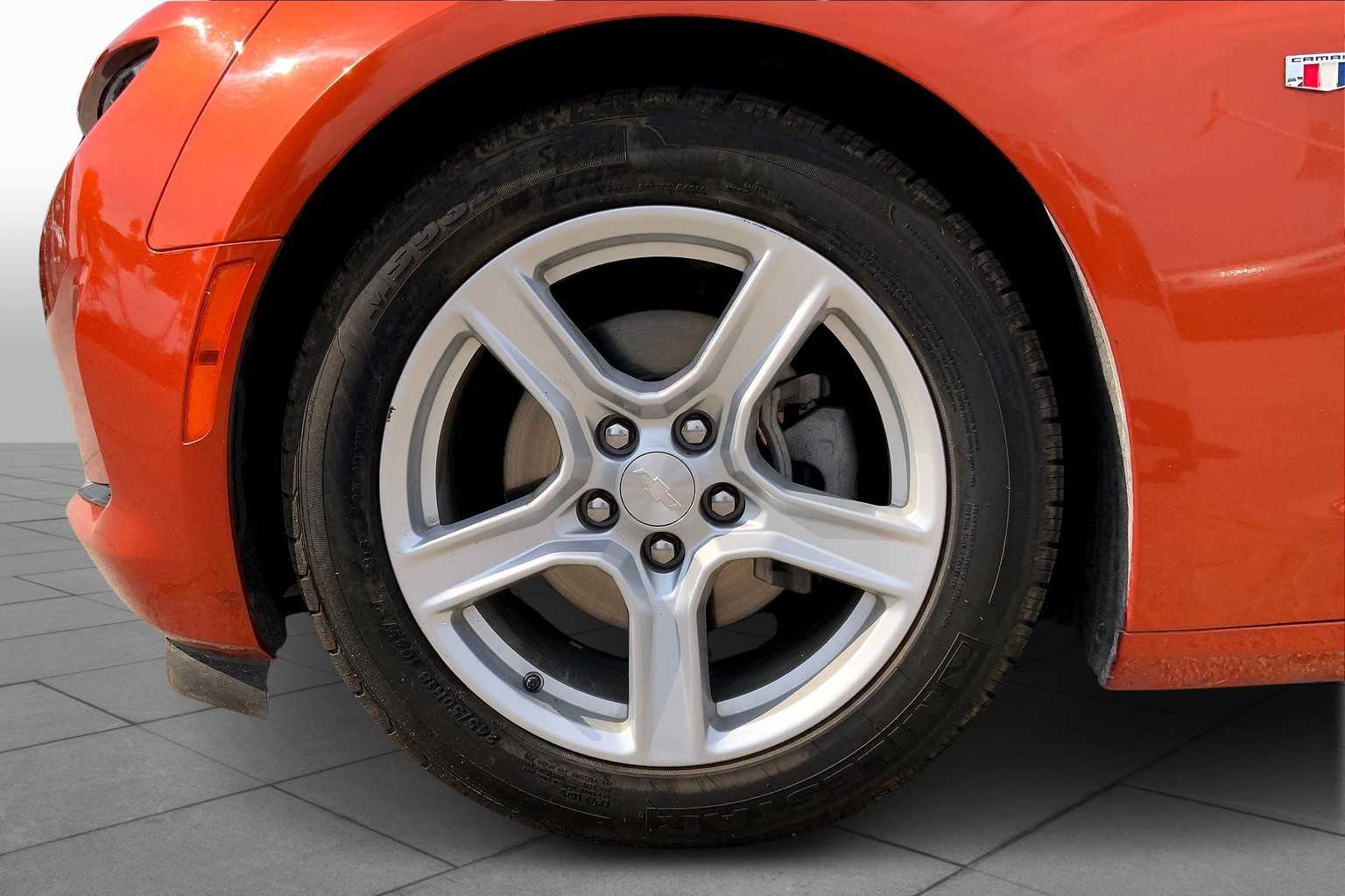 2023 Chevrolet Camaro 1LT photo 8
