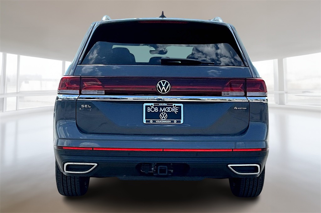 2025 Volkswagen Atlas SEL photo 4