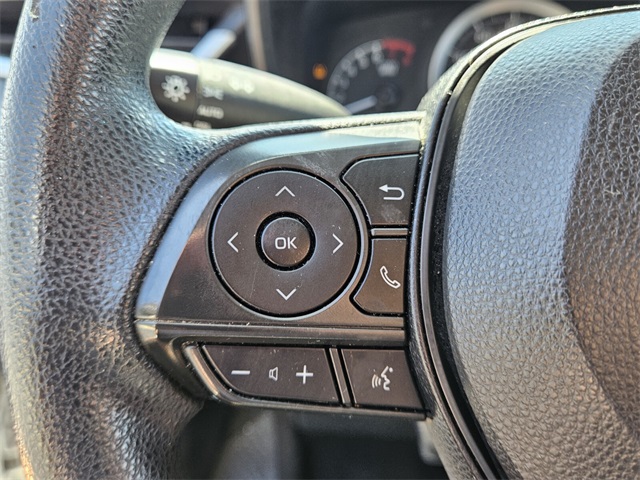 2021 Toyota Corolla LE photo 19