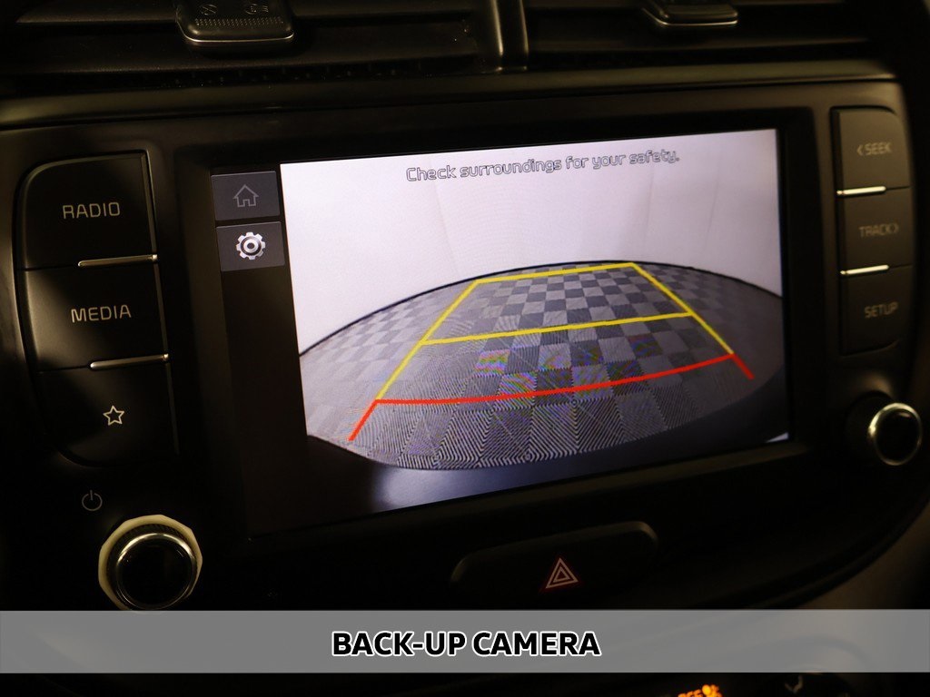2022 Kia Soul LX photo 2