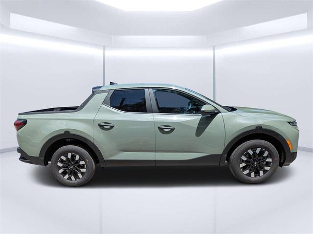 2025 Hyundai Santa Cruz SE photo 2