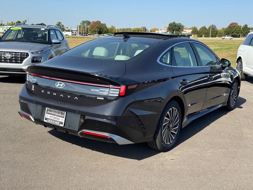 2026 Hyundai Sonata Hybrid Limited photo 3