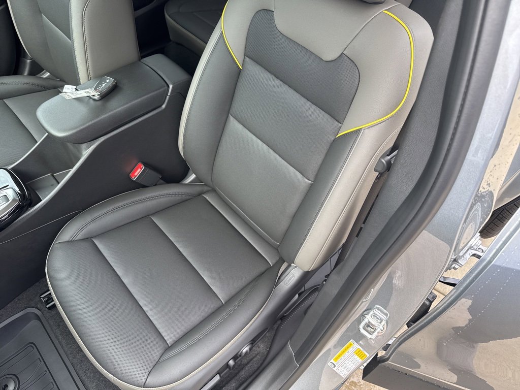 2026 Chevrolet Trax ACTIV photo 16