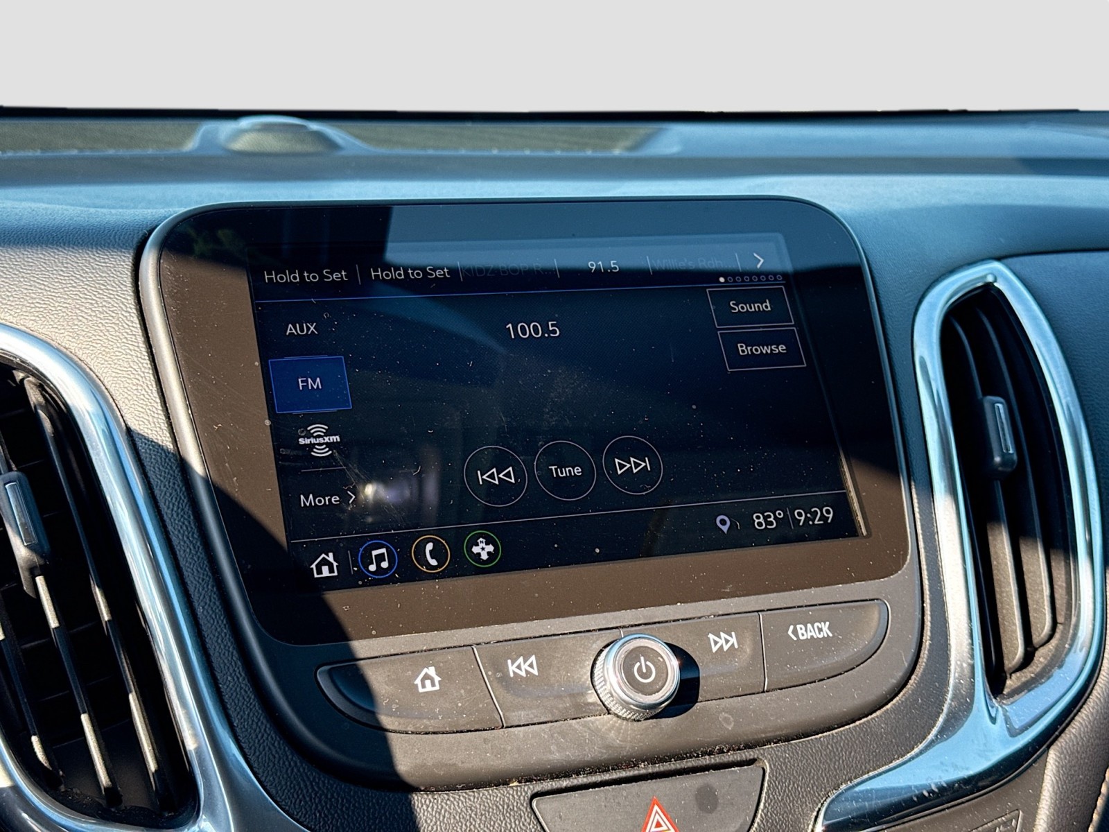 2020 Chevrolet Equinox Premier photo 14