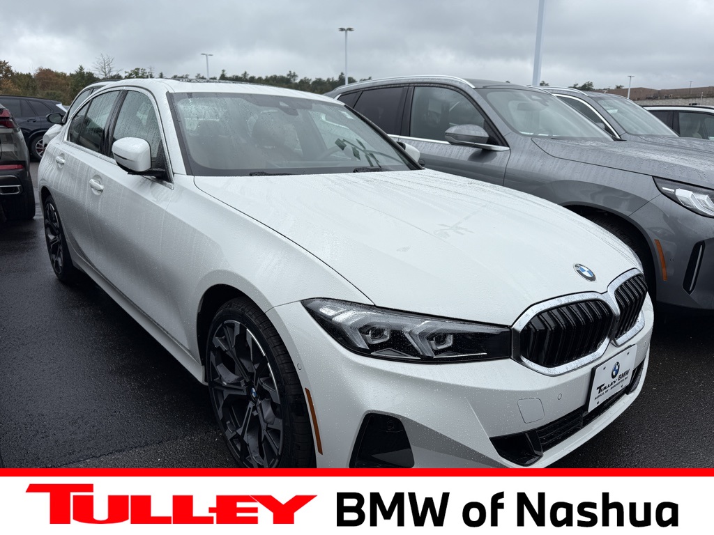 2025 BMW 3 Series 330i's photo